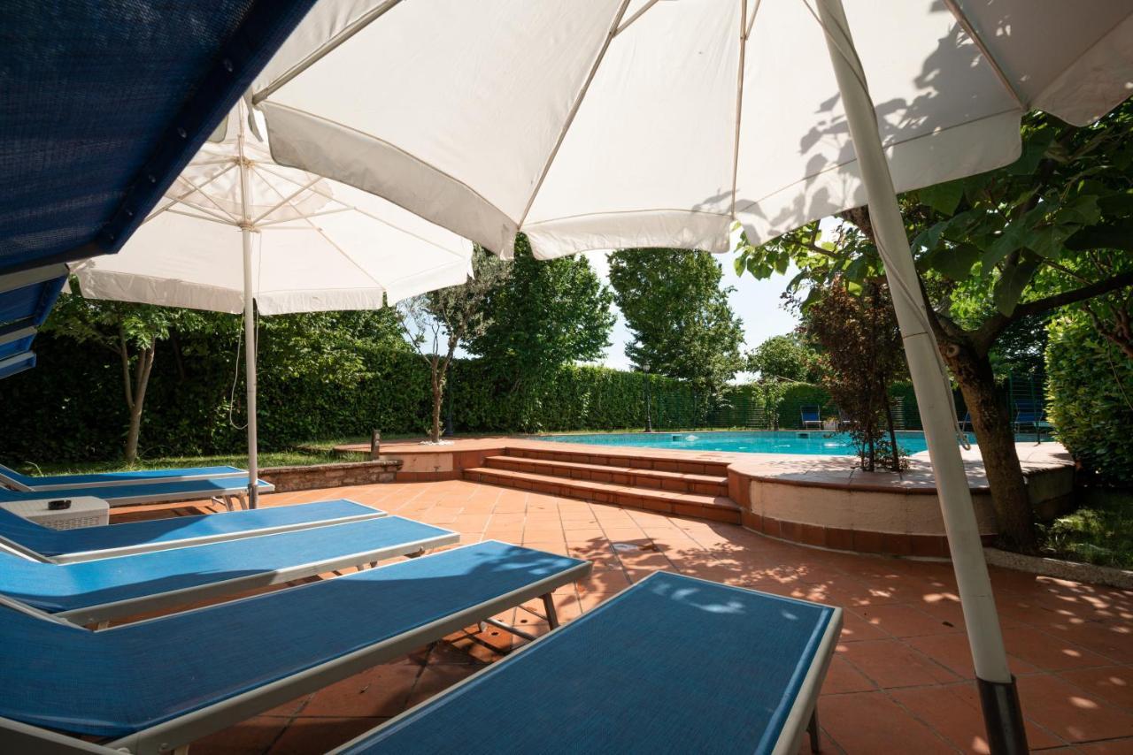 B&B Family First Capriate San Gervasio Exterior photo