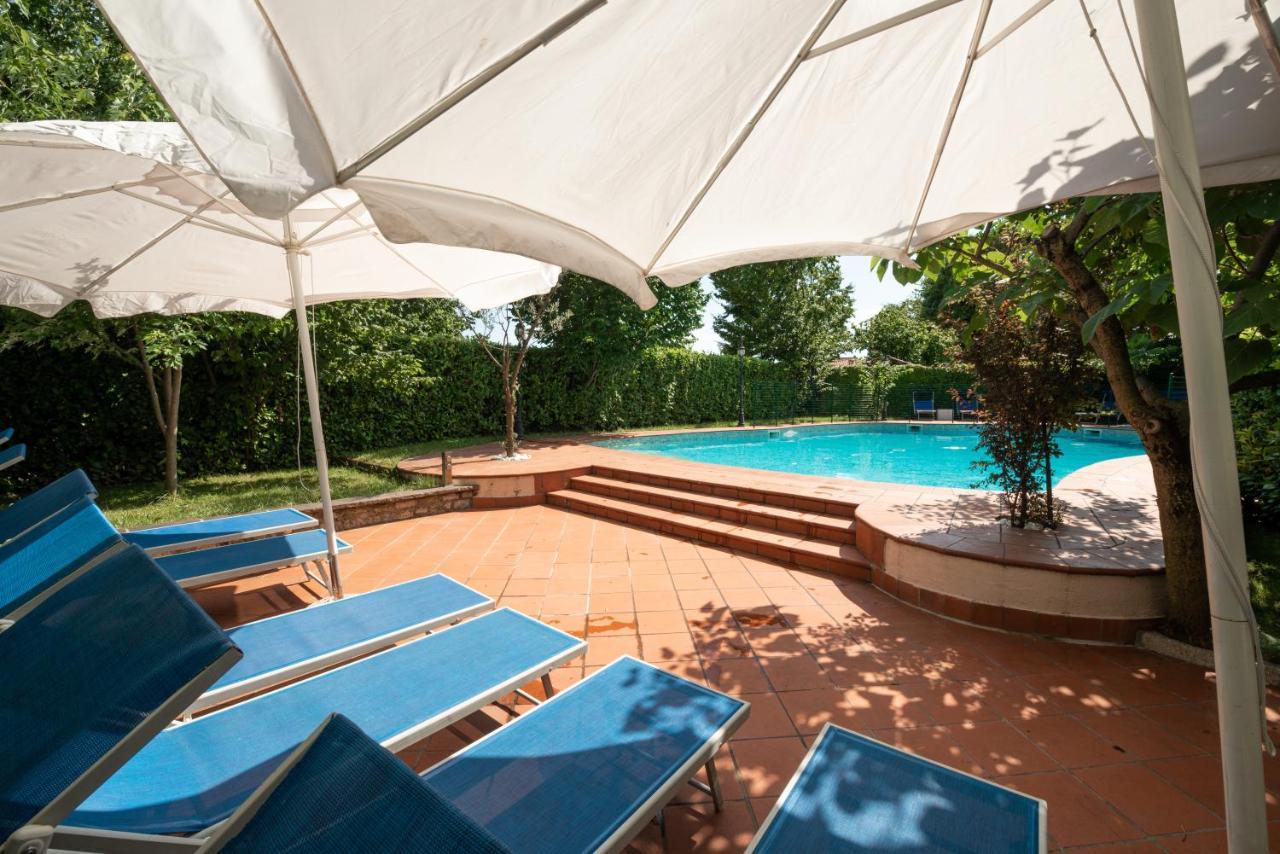 B&B Family First Capriate San Gervasio Exterior photo